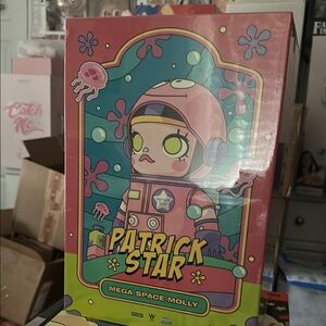 Mega Space Molly Patrick Star 400%